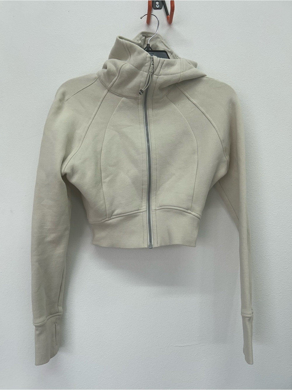 NWOT Lululemon Women’s Scuba Full-Zip Cropped Beige Hoodie Size 2